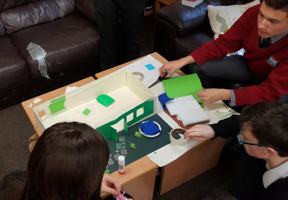 Tudor, Daniel and Wiktoria with their 3D model 
